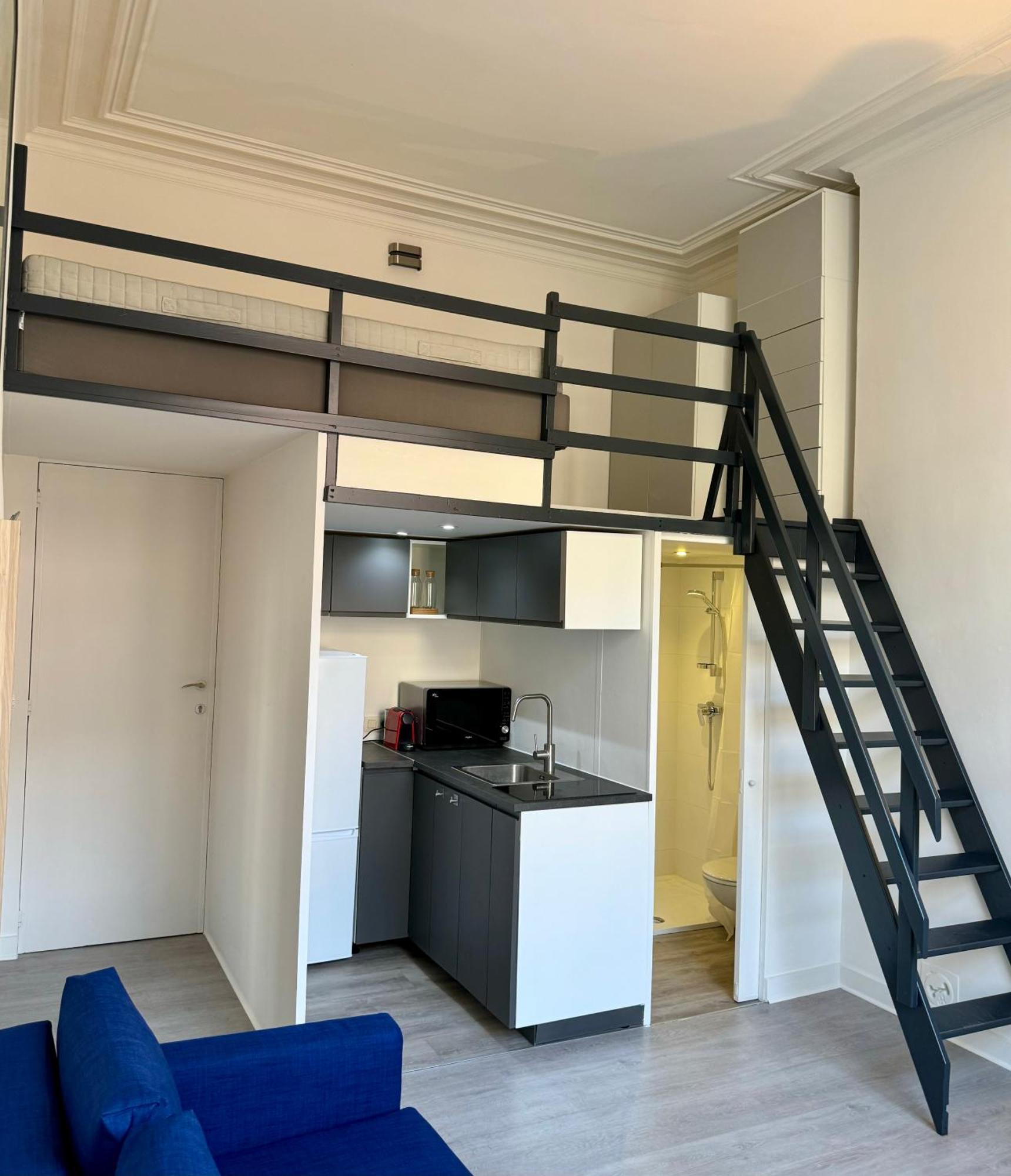 Studio Avec Chambre En Mezzanine บรัสเซลส์ ภายนอก รูปภาพ